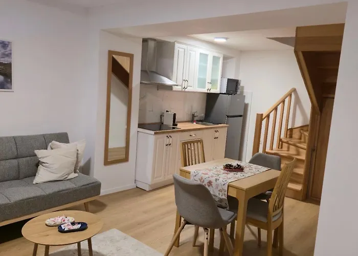 Leo I Nina トレビニエ